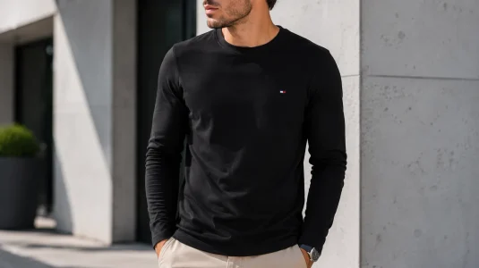 Camiseta Tommy Jeans TJM Original RIB negra