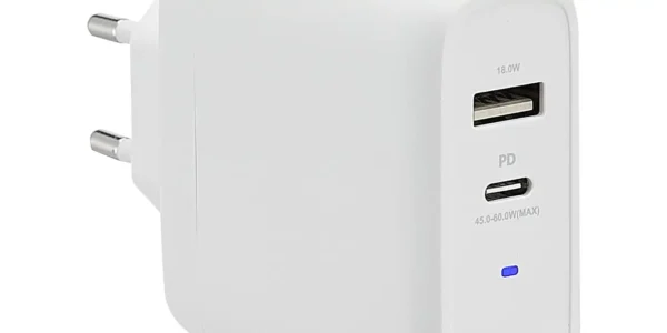 Chollo cargador de pared amazon basics 63 w gan, 1 puerto usb-c de 45 w y 1 usb-a de 18 w