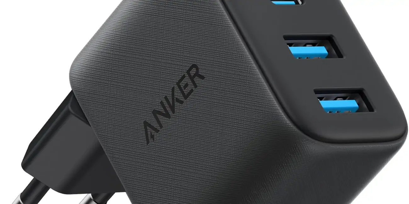 Cargador de pared GAN Anker Zolo 50W con 2 USB-C y 2 USB-A