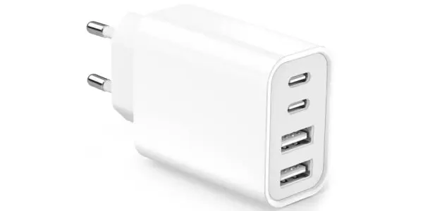 Cargador múltiple Romalux con 2x USB y 2x USB-C de 45W