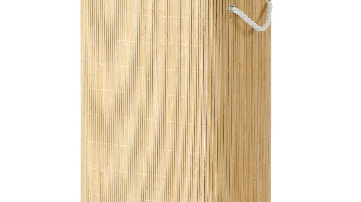 Organiza tu ropa con el cesto Songmics de bambú 90 L, plegable y con tapa