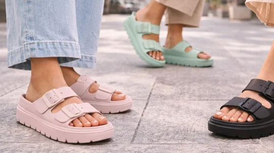 chanclas-xti-comodas-y-versatiles-para-mujer-en-varios-colores