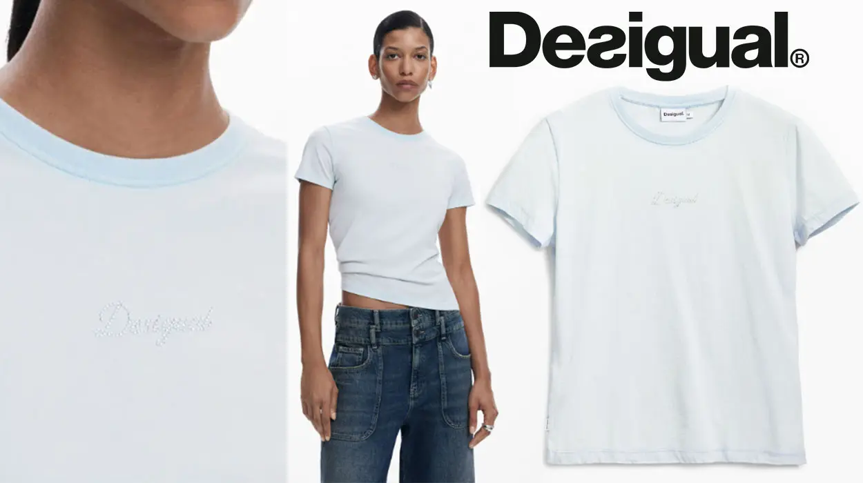 Chollo Camiseta Desigual Logo 3D para mujer 