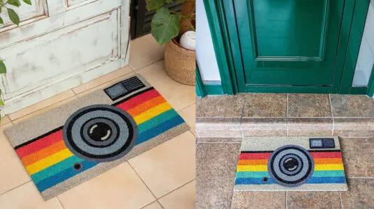 Chollo Felpudo "Cámara Retro" de entrada a casa