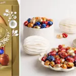 Chollo Huevo de Pascua Lindt Lindor de chocolate con leche con surtido de minihuevos