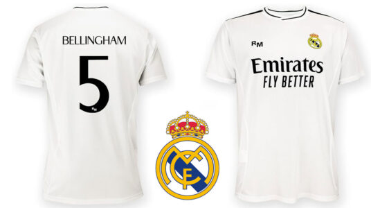 Chollo Réplica oficial de la primera equipación del Real Madrid CF