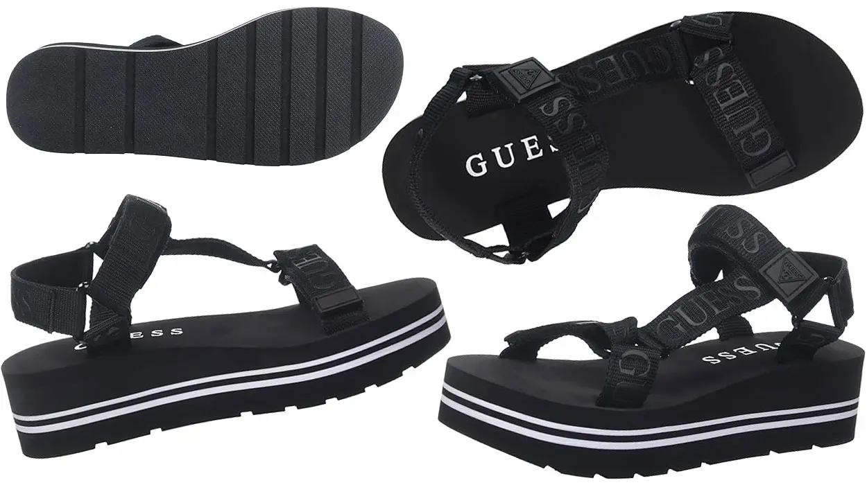 Chollo Sandalias con cuña Guess Avin para mujer 