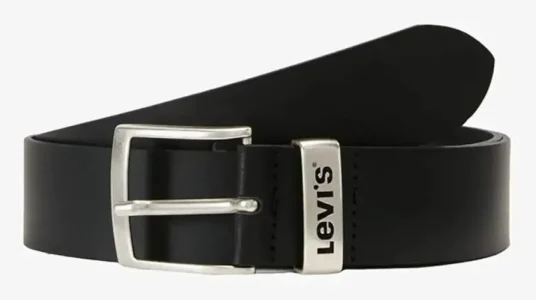 Chollo Cinturón de piel Levis New Ashland para hombre