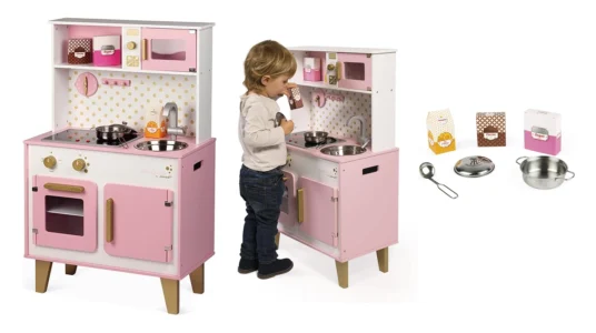 cocinita infantil Janod Candy Chic con nevera, microondas y 6 accesorios