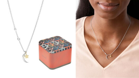 Colgante Fossil Luna y Estrellas barato