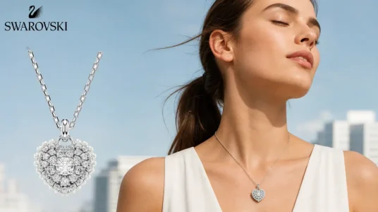 Colgante corazón Swarovski Hyperbola con baño de rodio