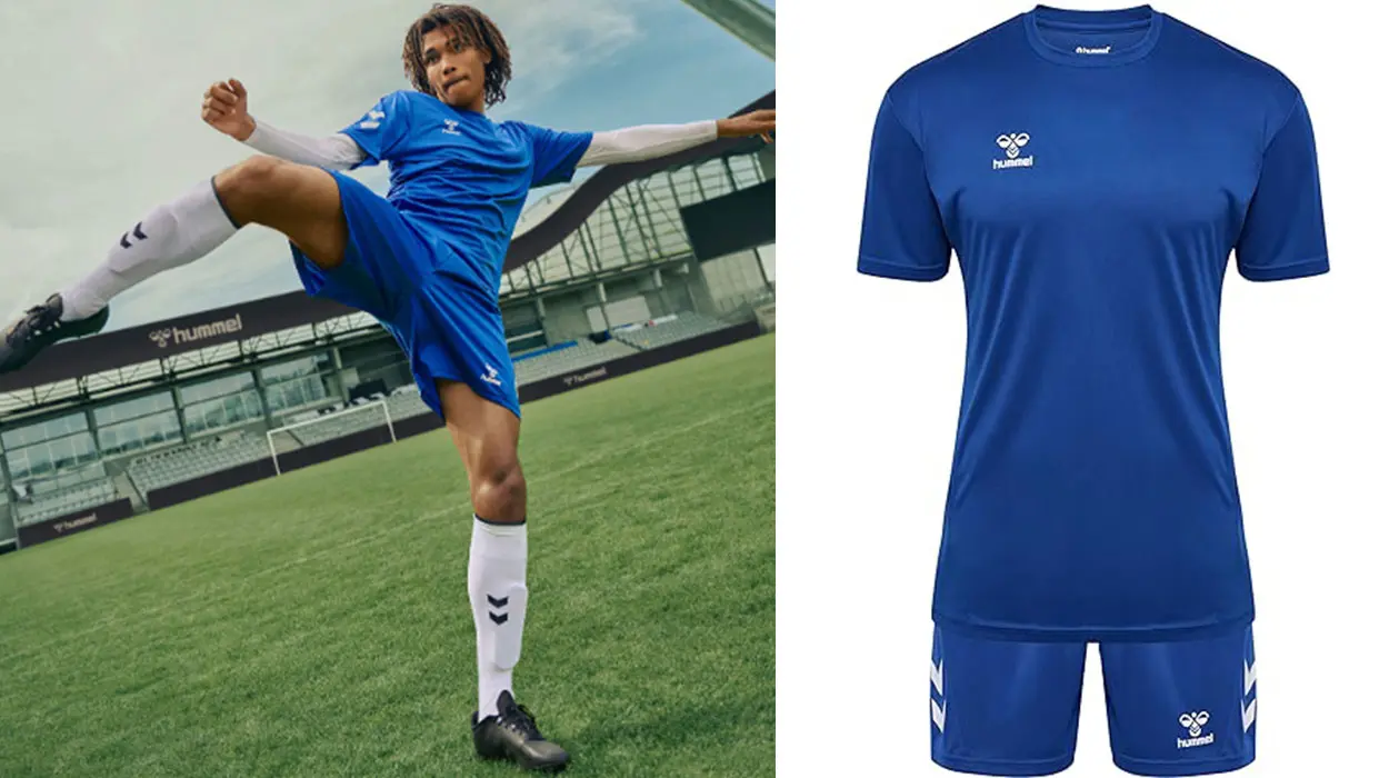 Conjunto de camiseta y pantalón deportivo Hummel Logo barato