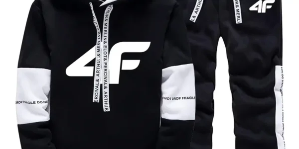 Chollo conjunto de ropa deportiva 4F para hombre