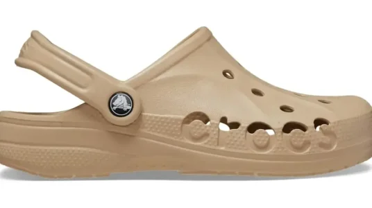 Zuecos Crocs Via