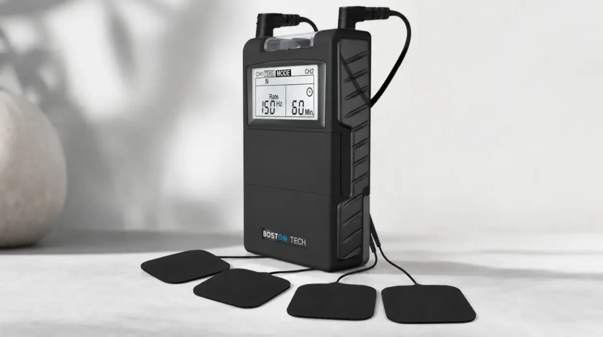 Electroestimulador Muscular Boston Tech ME89 Pro para aliviar el dolor y estimular músculos