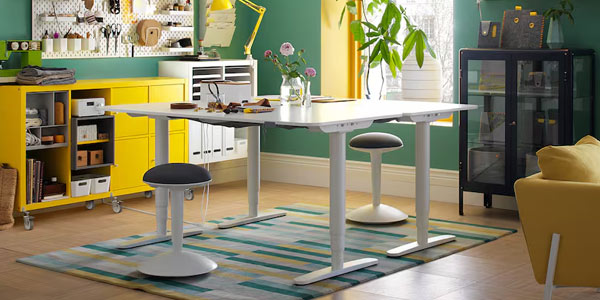 Escritorio elevable Ikea Bekant oferta