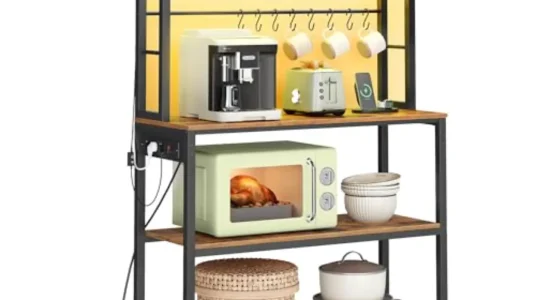 Estantería de cocina Vasagle con LED y regleta para microondas