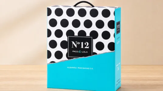 Disfruta del estuche de vino Paco y Lola Nº12 con 3 botellas de 75 cl