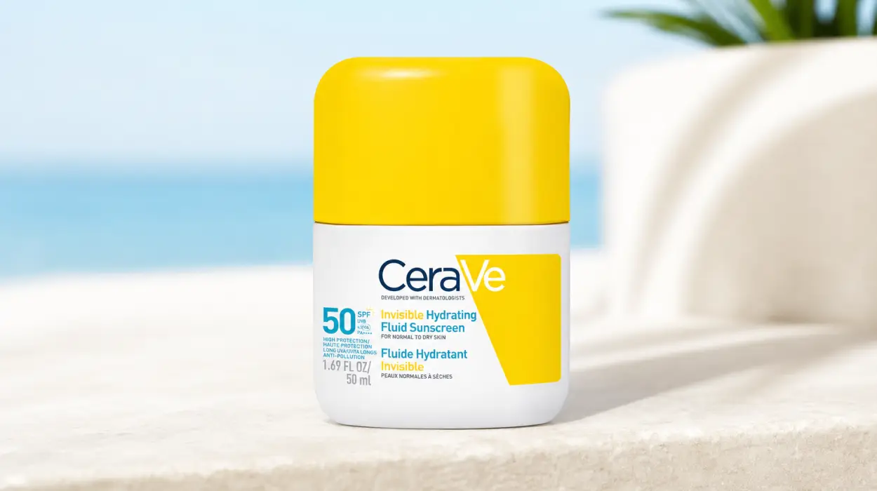 CeraVe Fluido Protector Invisible Hidratante SPF50 para protección UV de 50 ml