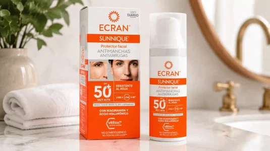 Fluido Protector Ecran Sunnique Antimanchas SPF 50+