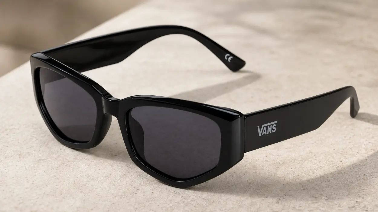 Protección y estilo único con las gafas de sol Vans Leyden Unisex