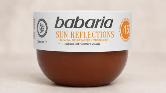 Gelatina bronceadora Babaria de zanahoria SPF15, 300 ml, con vitamina E y niacinamida