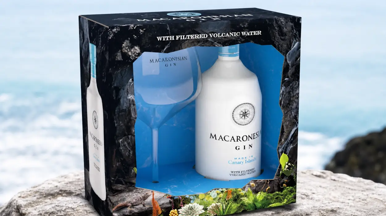 🌋 ¿Buscas una ginebra única? Macaronesian Gin con agua volcánica de Canarias y vaso de regalo