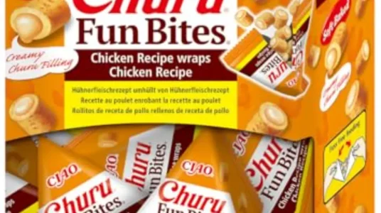 Las golosinas para gatos INABA Churu Fun Bites de pollo son crujientes, cremosas y sin cereales