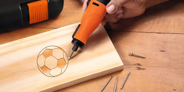 Herramienta rotativa multifunción BLACK+DECKER BCRT8IK