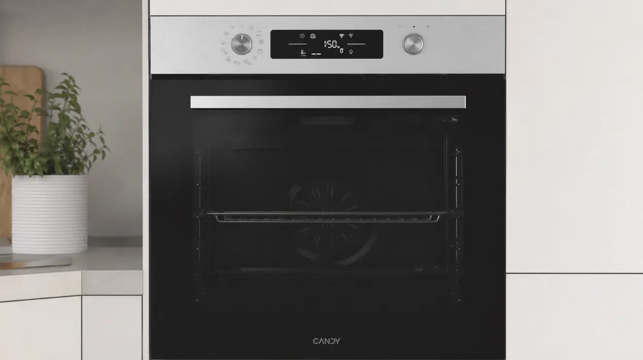 Horno multifunción Candy C-Bake 800 con 78L, WiFi y limpieza hidrolítica