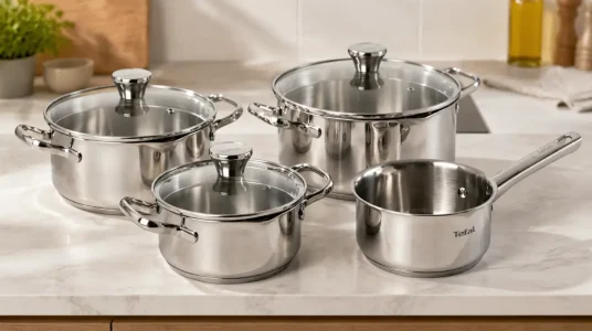 Juego de ollas Tefal Duetto: 3 cacerolas, 1 cazo y 3 tapas de acero inoxidable aptas para inducción y horno