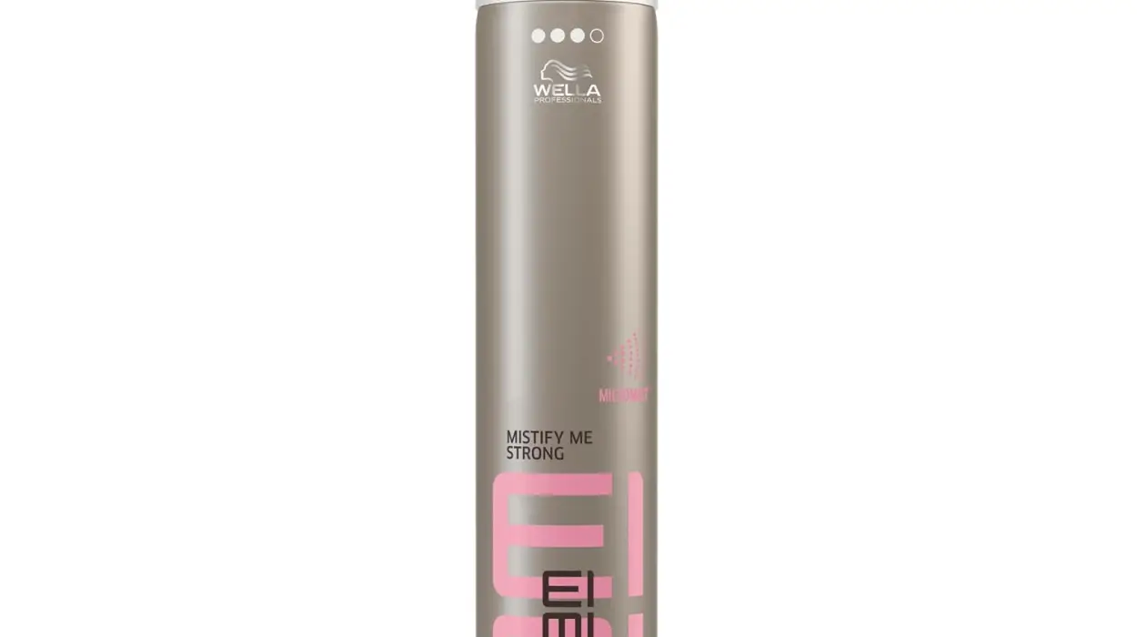Laca Wella Professionals EIMI Mistify Strong de fijación fuerte y secado rápido, 500 ml