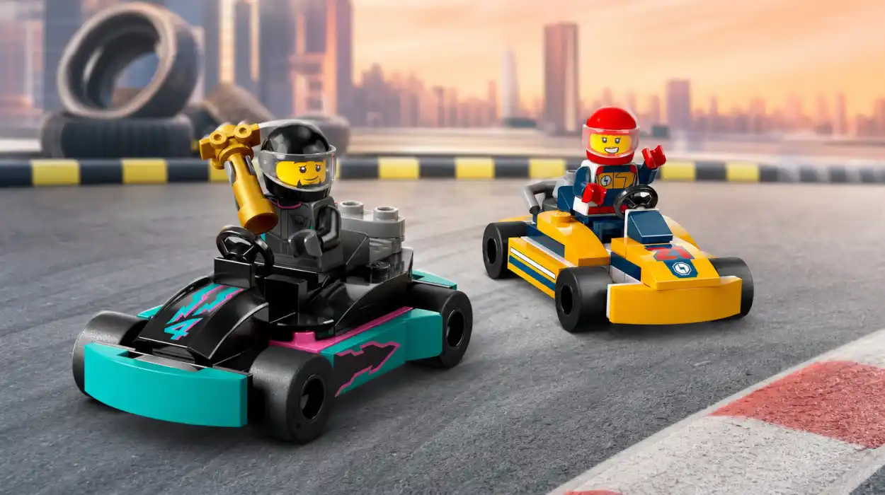 Set LEGO City Karts con 2 minikarts y 2 minifiguras