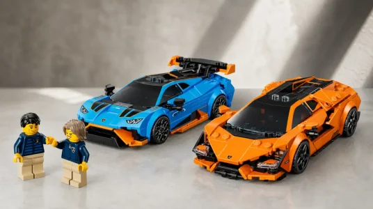 Maquetas LEGO Lamborghini Revuelto y Huracán para niños a partir de 10 años