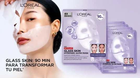 Mascarilla facial L'Oréal Revitalift Filler Glass Skin con ácido hialurónico y centella asiática, pack de 4