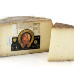 Queso El Gran Cardenal mezcla viejo 1.3 kg