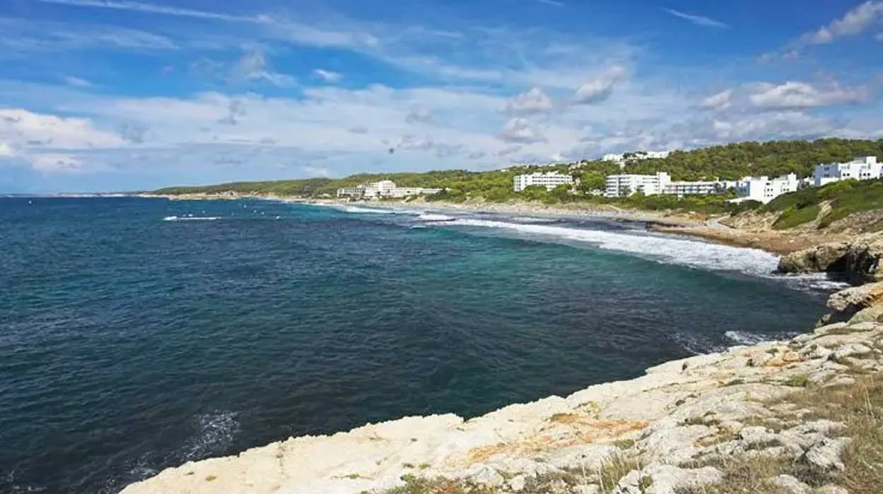Menorca abril mayo 2025 Traventia