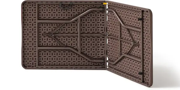 Mesa plegable de resina reforzada