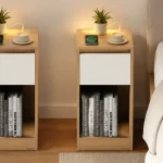Mesitas de noche Vasagle Kailyn con LED, USB-A y USB-C, en amarillo almendra y blanco