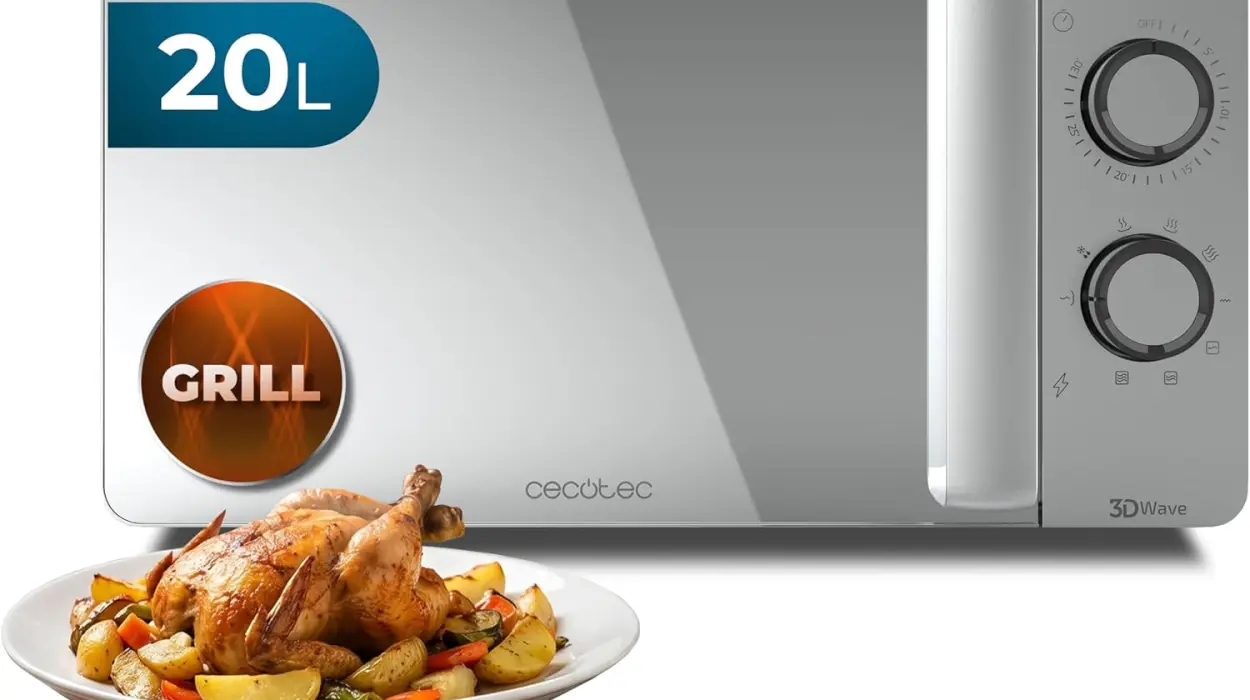 Microondas con grill Cecotec ProClean 3160 Mirror Wave de 20L y tecnología 3DWave