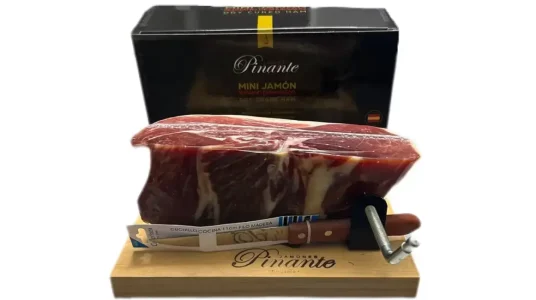 Mini jamón con tabla y cuchillo de Jamones Pinante