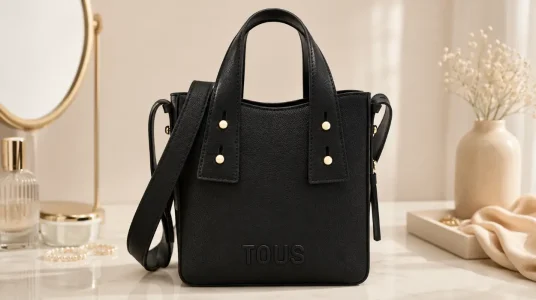 Minibolso Tous Back to Basics con asa de mano y bandolera ajustable