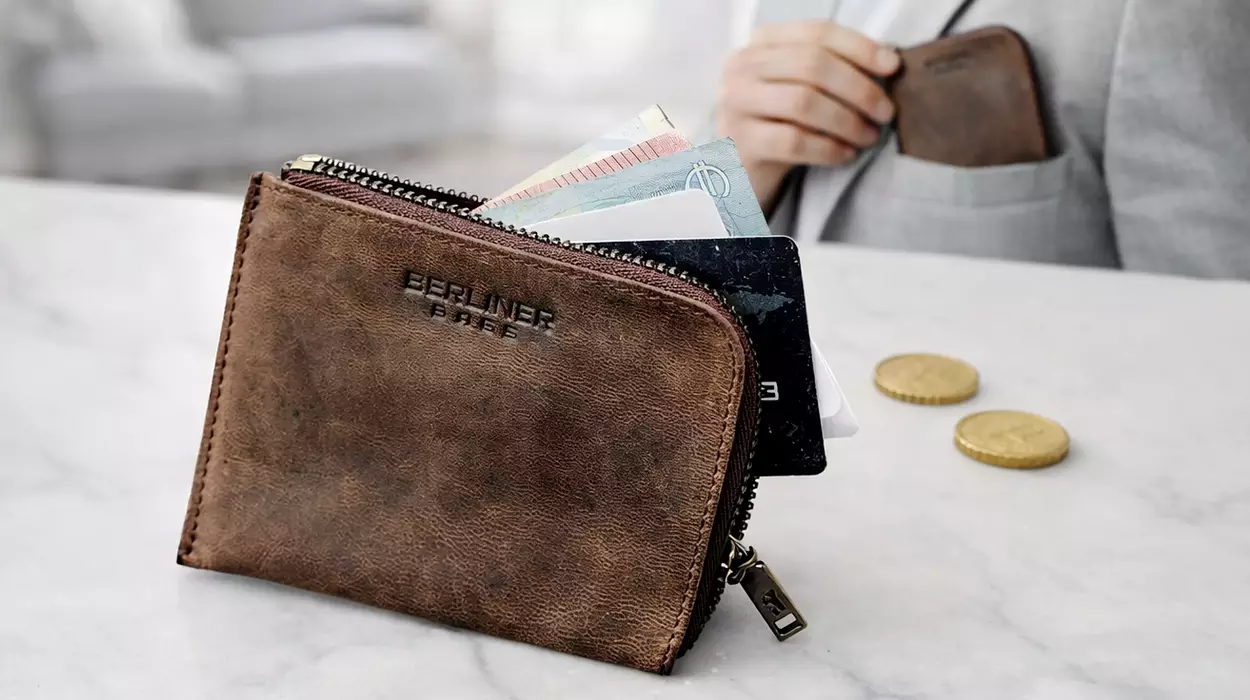 Monedero Berliner Bags Mark de piel auténtica con cremallera para Monedas, tarjetas y billetes