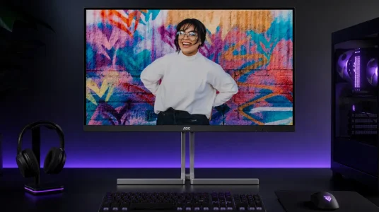 Monitor AOC U32U3CV de 32" con panel Nano IPS, HDR400 y altura ajustable