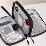 Organizador de cables Arae para viaje con doble capa e interior impermeable