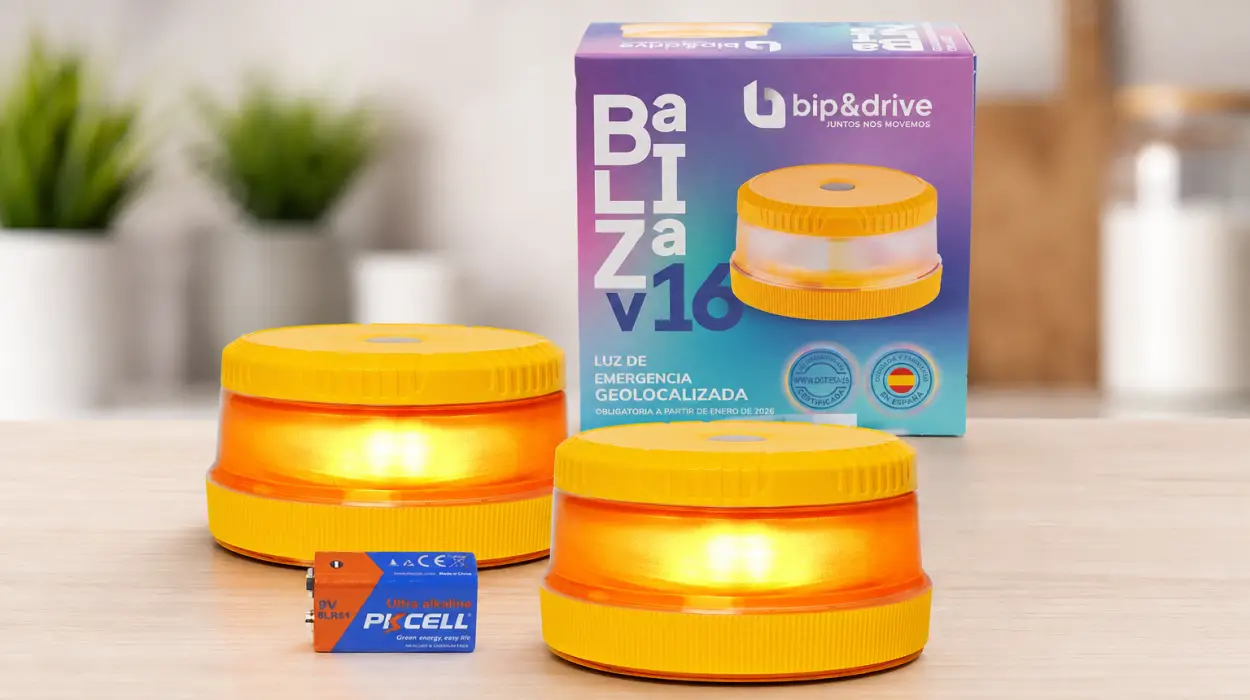 Pack x2 balizas V16 homologadas DGT con geolocalización, LED 360° y base imantada