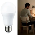 Pack de 2 bombillas LED Amazon Basics E27 de 10,5W blanco cálido