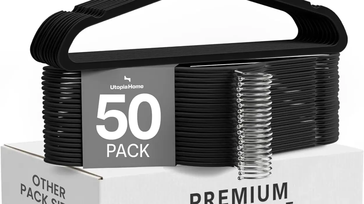 Pack de 50 perchas Utopia Home de terciopelo, finas y antideslizantes