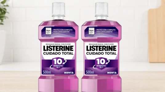 Listerine Cuidado Total 500 ml, enjuague bucal en paquete de 2 con 10 beneficios y 12 h de protección