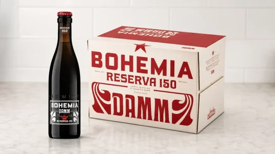 Pack x24 botellas de Cerveza Bohemia Damm 150 Aniversario con sabor equilibrado y artesanal